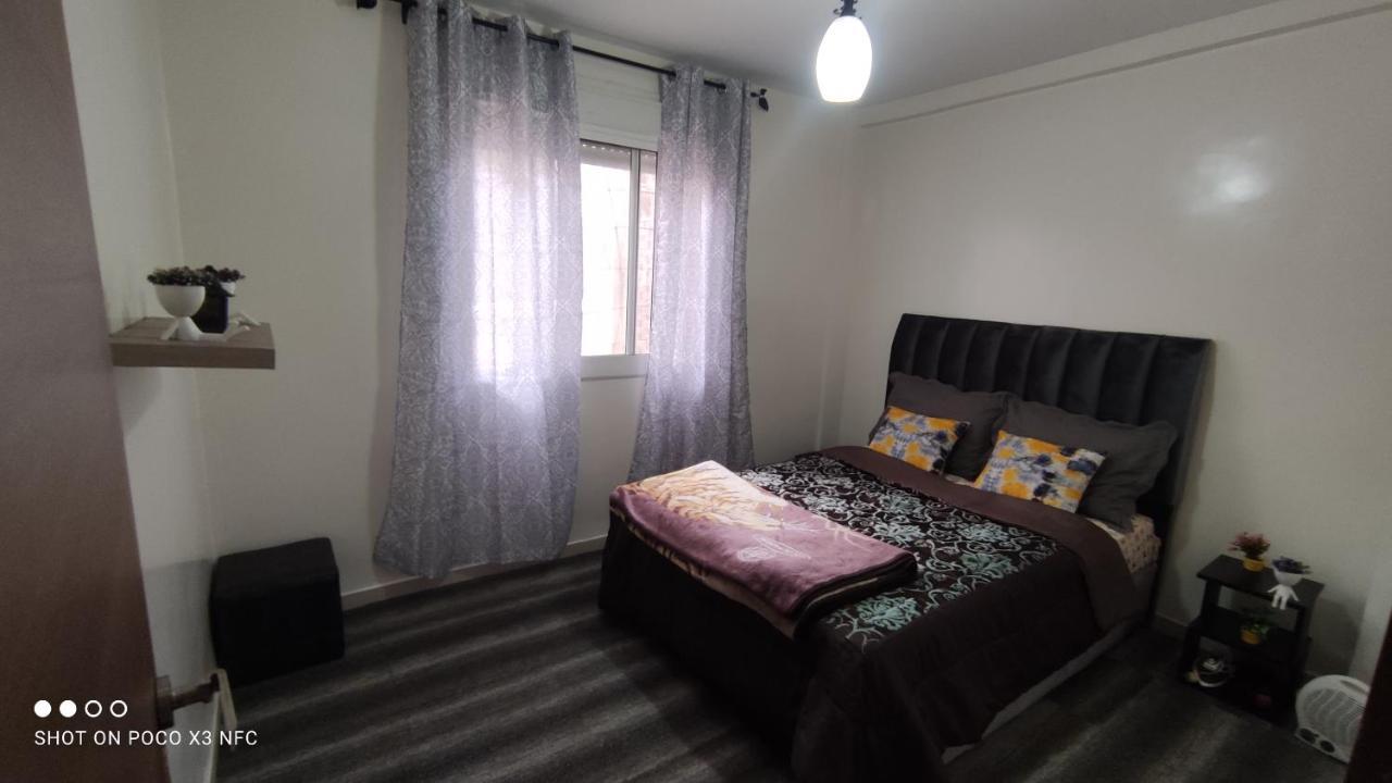 Beautiful Ground-floor With Portable Air Conditioning, Parking, And Free Wi-fi * Casablanca