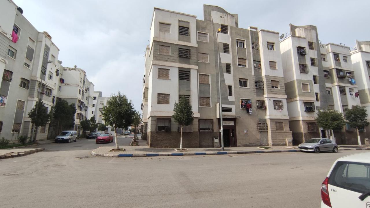 Apartment Beautiful Ground-floor With Portable Air Conditioning, Parking, And Free Wi-fi
