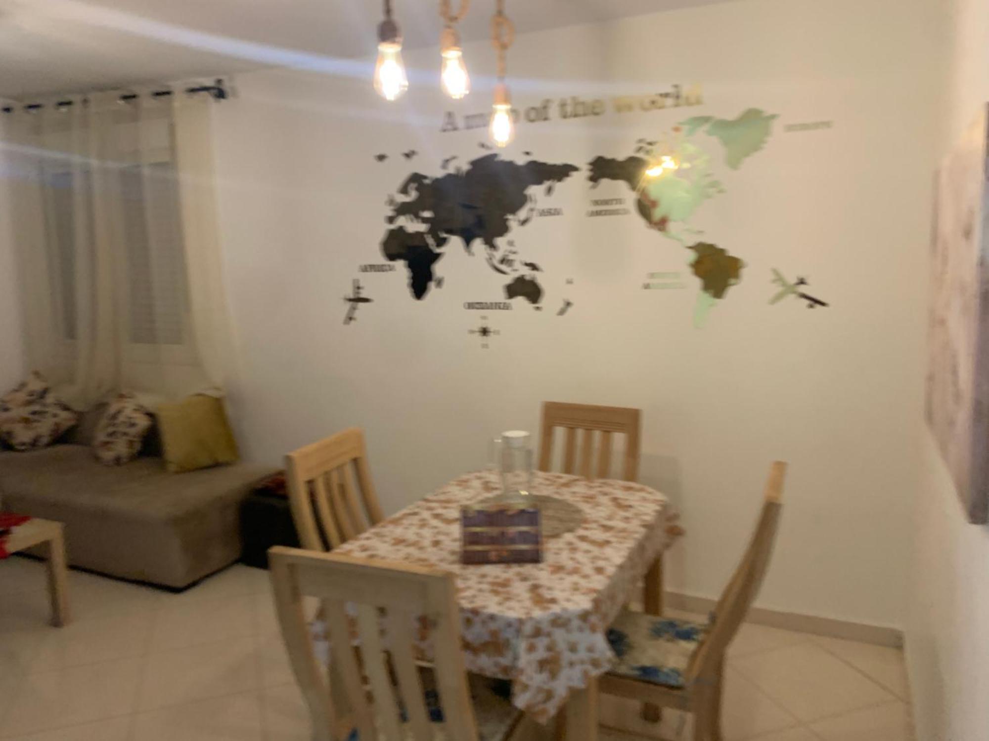 Apartment Beautiful Ground-floor With Portable Air Conditioning, Parking, And Free Wi-fi
