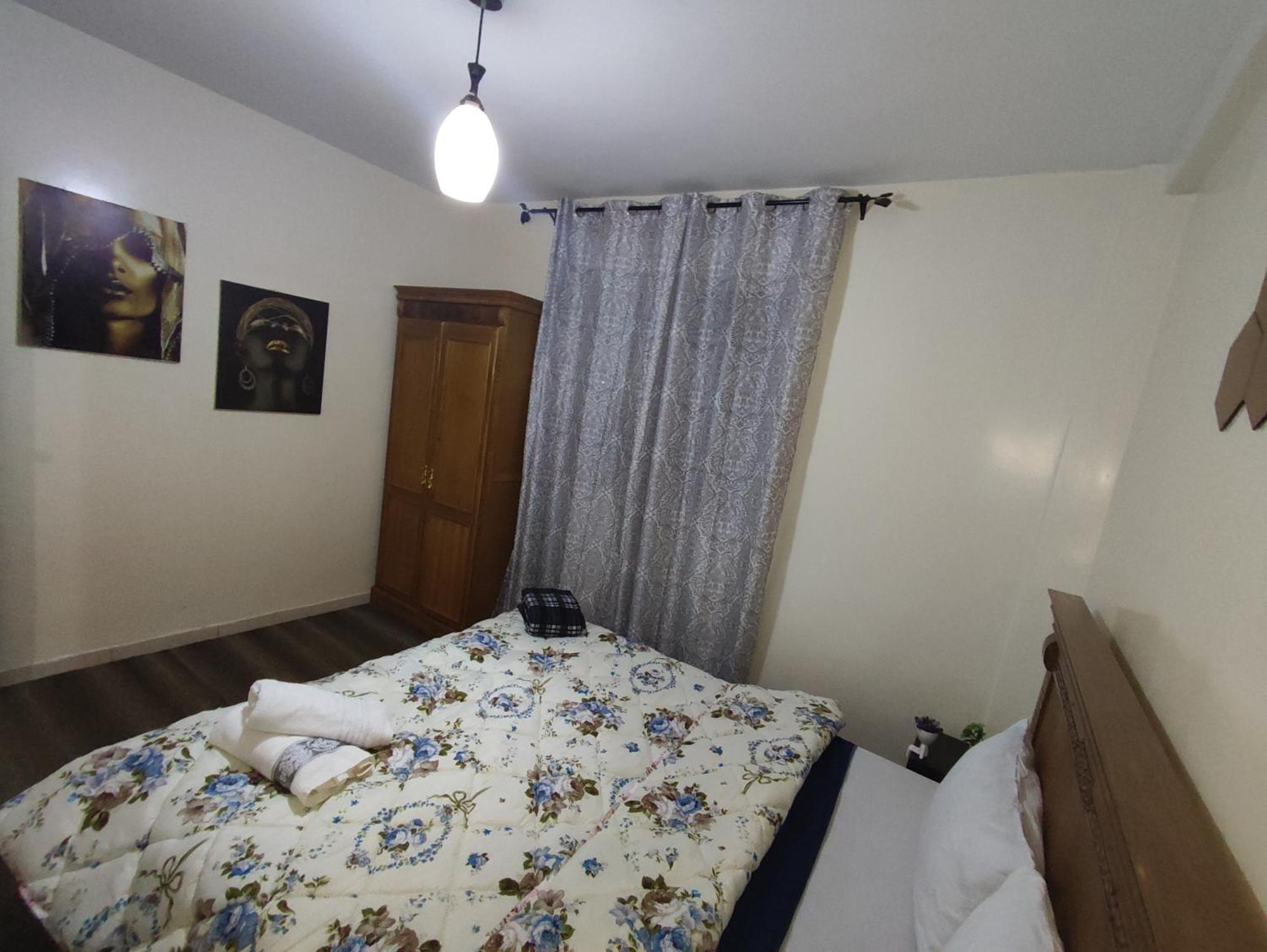 Apartment Beautiful Ground-floor With Portable Air Conditioning, Parking, And Free Wi-fi Casablanca