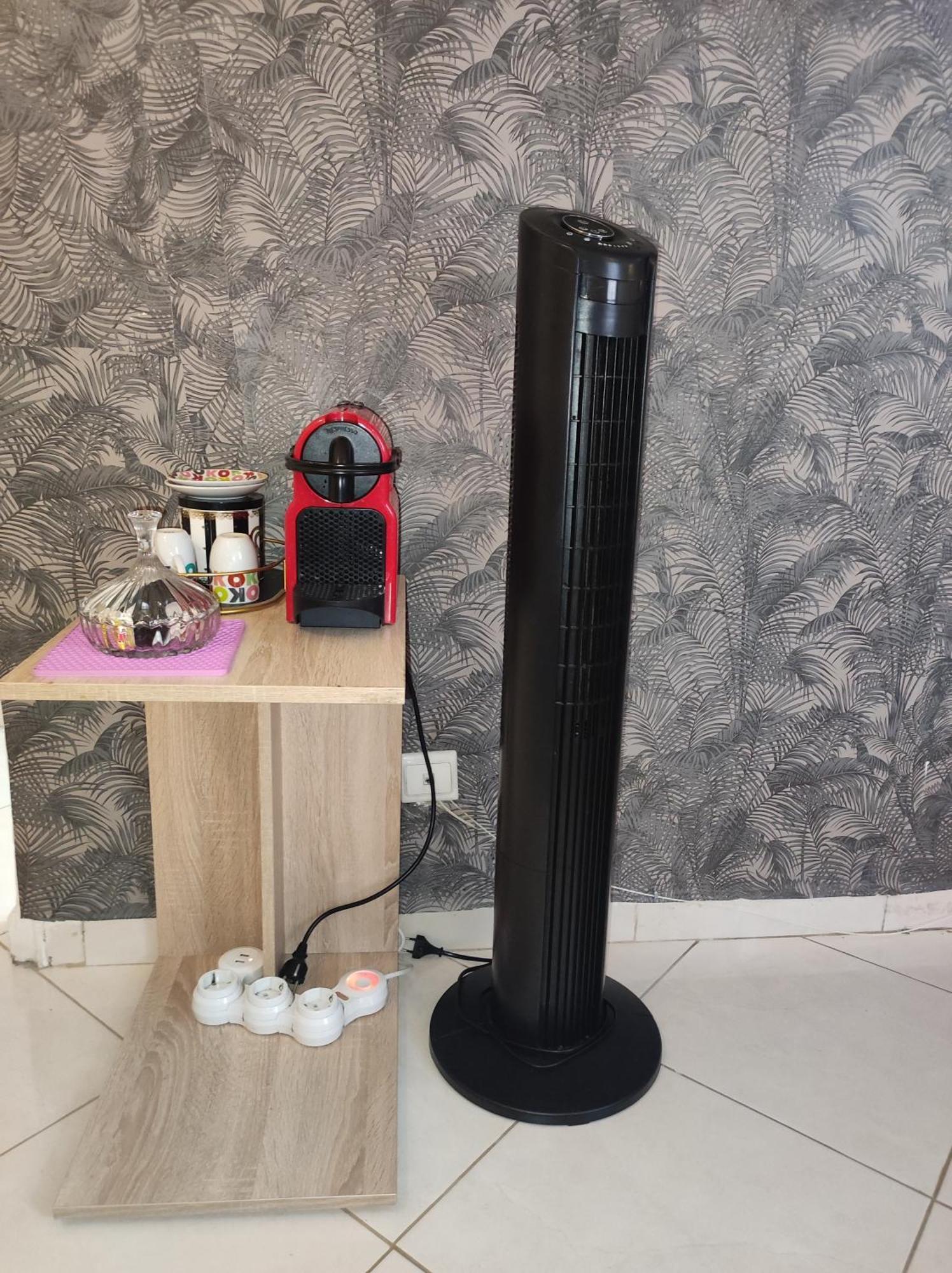 Beautiful Ground-floor With Portable Air Conditioning, Parking, And Free Wi-fi